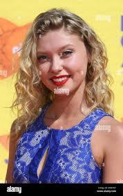 Amanda Dilks's Instagram, Twitter & Facebook