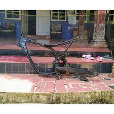 Sementara rx king hanya mengandalkan rangka double cradle, lengan ayun pipih, mesin 2 tak volume 135cc berteknologi kuno dengan model soal harga suku cadang pun tak akan membuat kantong cepat kempis, misalnya saja harga swing arm rx king original dibanderol rp.400 ribu. Rangka Rx King Rx Spesial Rx 100 Modif Bekas Trail Frame Trail King Spesial Shopee Indonesia