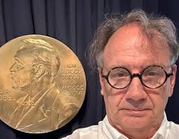 🇺🇲“Socialism only works in two places: Heaven, where they don't need it,  and hell, where they already have it.” —Ronald Reagan🇺🇲