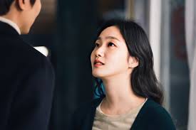 Kim go eun x lee min ho. Lee Min Ho Kim Go Eun Share Tearful Kiss In Upcoming Episode Of The King Eternal Monarch Kpophit Kpop Hit