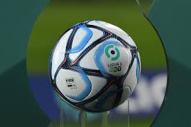 Guingamp and clermont meet at stade du roudourou, in a match for the 28th round of the ligue 2. Dpucx4atecr Lm
