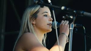 Anika West's Instagram, Twitter & Facebook