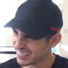 cameron wyatt (@cmaeronwyatt)