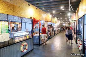 Perhaps in a strangely surreal state, akin to the dreamscapes in the movie inception? What Food To Eat At Fisherman S Wharf Penang Food Court I Blog My Way