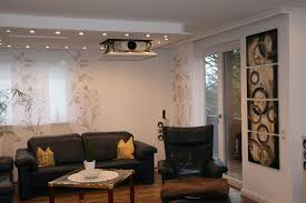 Die decke von bemer hat ihren preis, bietet dafür aber wohl auch eine einzigartigen wirkungsweise. Deckeneinbauleinwand By Stiers
