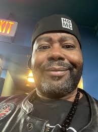 Stepped out tonight to play with them Soulz(Black Soulz) that is. Again  good times fellowshipping with everyone. Love MCing, it's in my soul! I was  born into this 'ish!!! 😄💪🏽💪🏽💪🏽👊🏽👊🏽👊🏽