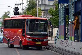 Selain supir dan kernet, transjakarta juga membuka lowongan kerja untuk: Trans Semarang Jangan Menggusur Angkutan Kota Lainnya