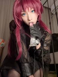 男娘口交+橡胶手套+黑丝足交（这标题真的越起