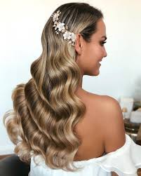 35 wedding hairstyles for brides with long hair. 85 Elegant Wedding Hairstyles Best Wedding Hairstyles For Bride 2021