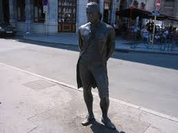 Er wurde im dominikanerkloster in quingey unterrichtet und zeigte besondere leistungen in mathematik und experimentellen wissenschaften. Claude Francois Jouffroy D Abbans