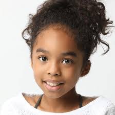 Mia Williamson's Instagram, Twitter & Facebook