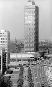 Luxury hotel connected to the convention center in berlin with 3 restaurants. Park Inn By Radisson Berlin Alexanderplatz Wikipedia