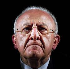 He is known for his work on the social network (2010), captain phillips (2013) and brothers (2009). De Luca For President Le Perle Home Facebook