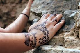 It has been primarily used in the middle east. Gibt Es Eine Henna Tattoos Allergie Was Ist Daran Schadlich