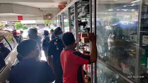 Find almost anything for sale in malaysia on mudah.my, malaysia's largest marketplace. Jpj Perlis Masuk 4 Kedai Aksesori Kenderaan Beri Nasihat