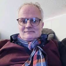 Ich habe gerade meine Mittagspause genutzt und bin eine Runde an der  frischen Luft spazieren gegangen und habe die sonnige Aussicht meiner  Heimat genossen! 😍 So tanke ich gleich doppelt auf. Wie