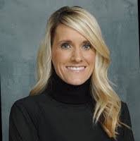 Karen Ando's Instagram, Twitter & Facebook