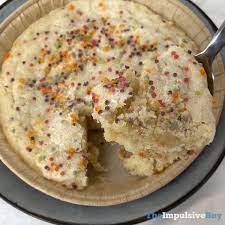 You can get a duncan hines perfect size chocolate chip cookie cake on amazon prime for around $8. Review Duncan Hines Gooey Bakes The Impulsive Buy