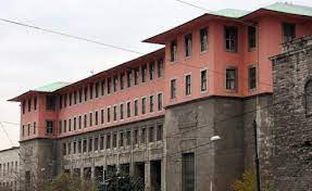 İtü, fen liseleri, anadolu liseleri, mesleki ve teknik anadolu liseleri ve güzel sanatlar liseleri ile yapılan işbirliği protokollerine bir yenisini daha ekledi. Istanbul Universitesi Edebiyat Fakultesi Uludag Sozluk
