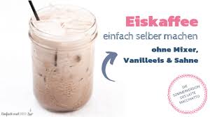 Ich zeige dir drei methoden, wie dieses rezept zubereitet werden diesen eiskaffee ohne zucker kannst du schnell und einfach selber machen und im nu ein wirklich leckeres low carb sommer getränk genießen. Eiskaffee Selber Machen Ohne Mixer Eis Und Sahne Einfach Mal Einfach