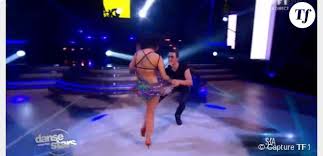 Du côté des nouveautés une épreuve inédite de danse entre dans le jeu pour cette saison 4: Danse Avec Les Stars 4 Alizee Provocante Sur De La Samba Tf1 Replay 26 Octobre Terrafemina