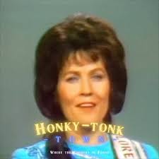 📀 Country Music Spotlight 🎶, The great Loretta Lynn, a true icon of  country music, joined by the legendary steel guitarist Don Helms,  delivering unforgettable performances that defined a generation. ...