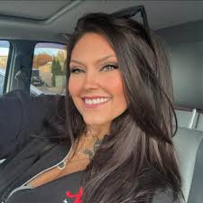 Bly Manor had better visuals and character growth