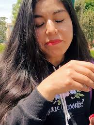 Nina and Laura Waters