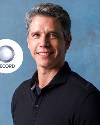 Não vem aí! RERECORDe Márcio Garcia não entram em acordo e apresentador  seguirá fora da TV em 2025. Os projetos oferecidos pelo Márcio para o canal  não trariam retorno comercial. Além disso,