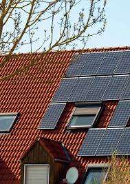 Konutlarda çatı ve cephe uygulamalı güneş ve rüzgâr gibi yenilenebilir enerjiye dayalı ve kurulu gücü azami 10 kva üretilecek elektrik artık vergiden muaf olacak. Https Www Shura Org Tr Wp Content Uploads 2020 04 Binalarda Cat C4 B1 Ustu Gunes Enerjisi Potansiyeli Pdf