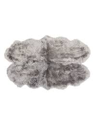 Durch die großzügige auswahl attraktiver farben, kann der olivia die ästhetik des raumes dezent perfektionieren oder zum farbenfrohen hingucker werden. Heino Felle Fell Teppich Impressionen