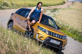 A včera ho šťastný tatínek zapíjel s kolegy z národního divadla. Auto Svet Suzuki Magyar Suzuki Corporation Ltd Branch Office Czech Republic Organizacni Slozka