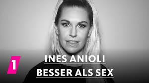 The.nes file format (file name suffix.nes) is the de facto standard for distribution of nes binary programs, with use even in licensed emulators such as commercialized pocketnes and wii virtual console. Ines Anioli Von Besser Als Sex Im 1live Fragenhagel 1live Youtube