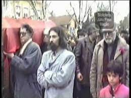 Música de zeca afonso anima manifestação dos trabalhadores das cantinas e refeitórios. Funeral Zeca Afonso Youtube