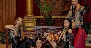 Schau das video für 25 (solo wheein) von mamamoo's white wind kostenlos und. Allkpop On Twitter Mamamoo Members Look Regal In New Concept Photo For Travel Https T Co Ow3tzoco3e