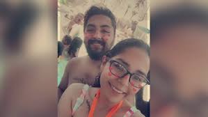 Amber Uresti's Instagram, Twitter & Facebook