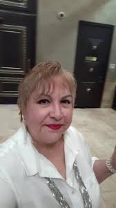 Ramona Van Dames in De Dip