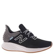 New Balance Fresh Foam Roav Tee Shirt Pack Women S In 2020 New Balance Fresh Foam New Balance Heart Shoes