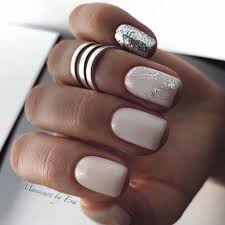 20 Prettiest Summer Nail Colors Of 2020 It is not enough to separate the nails with different colors.