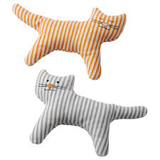 Ikea Us Furniture And Home Furnishings Travesseiros Artesanais Almofadas De Gatos Almofadas Divertidas