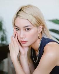 Catherine Pham ♡ (@venustraphobic) • Instagram photos and videos