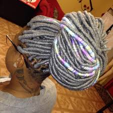 This pattern is my best seller and i myself love to wear my assortment of gp scarves! 20 Cosy Hairstyles With Yarn Braids