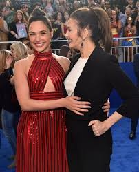 Her height is 1.77 m and weight is 61 kg. Was Lynda Carter S Alleged Abuser Bill Cosby
