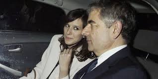 Seul face à l'abeille Bande-Annonce