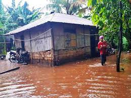 Banjir bandang menyebabkan jembatan ahmad yani atau yang dikenal sebagai jembatan lama kambaniru di kabupaten sumba timur, ntt, ambruk. Banjir Bandang Melanda Wilayah Ntt Apa Yang Harus Dilakukan Mongabay Co Id
