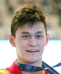 Metode ini adalah cara yang bagus untuk melarutkan kotoran yang timbul pada setrikamu. Iet7gb7j32ws6m