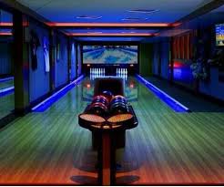 Basement Bowling Alley Lounge Gartenpools Pool Im Garten