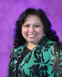 Annette Rendon's Instagram, Twitter & Facebook