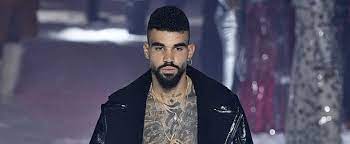Lionel Richie S Model Son Cautioned At Heathrow For Making Bomb Threats Autoevolution