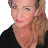 Jennifer Caffey's Instagram, Twitter & Facebook